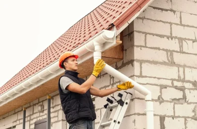 Pose et remplacement de gouttières aux Essards